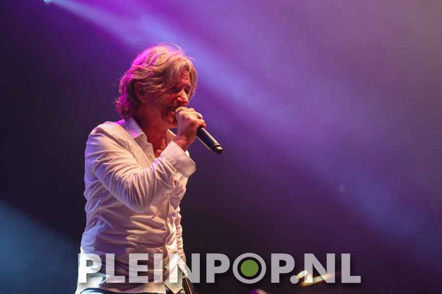 René Schuurmans   (14)